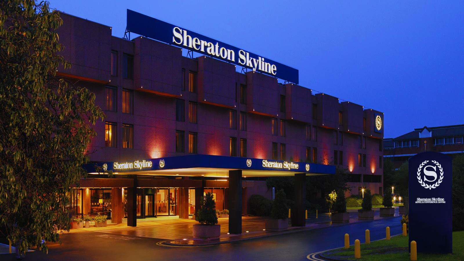 Sheraton Skyline Hotel
